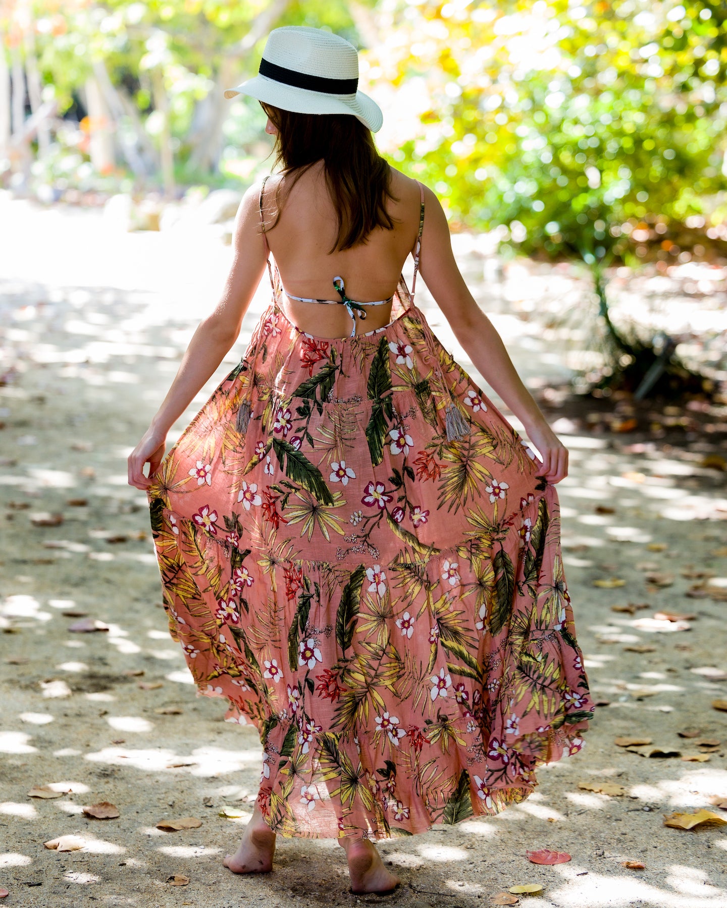 Barcelona Maxi and Robe