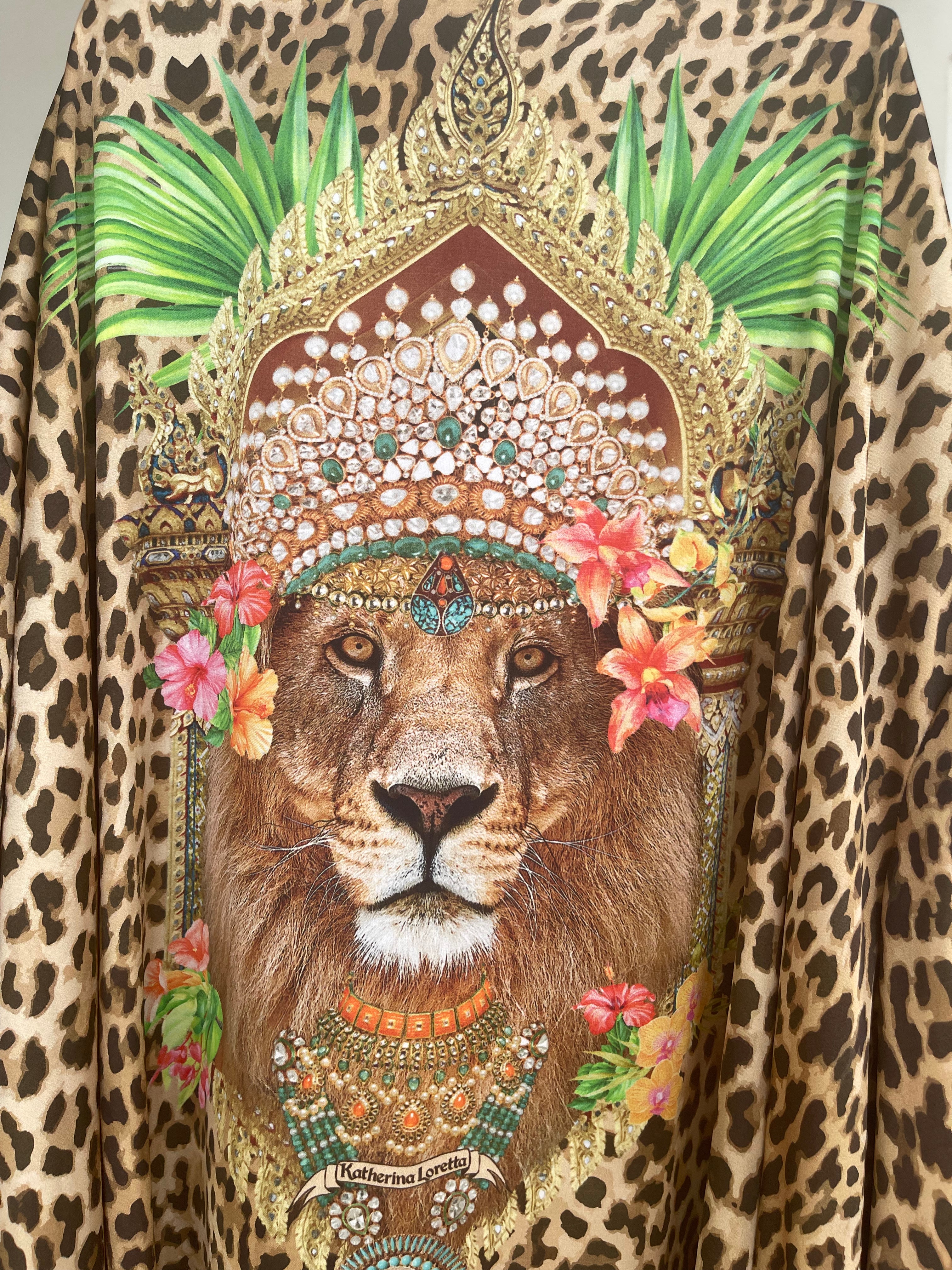  Portrait of A Majestic Lion Men's Kimono Tees Shirt